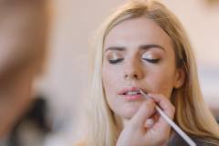 Soft peach makeup perfect for bridal inspiration