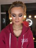 Ellie looks so beautiful - makeup all done and she's ready for her night out!